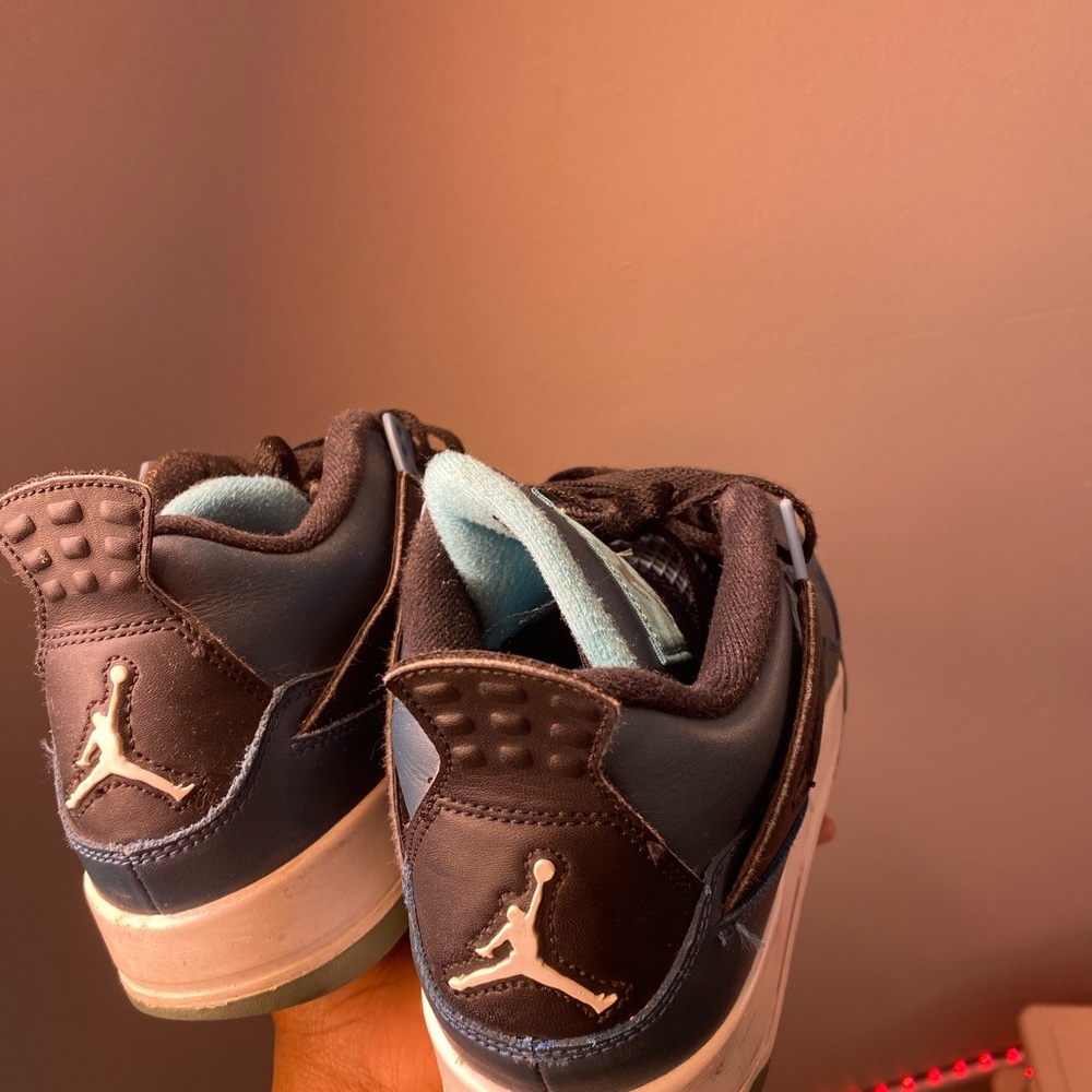 Jordan 4 - Picture 2 of 4